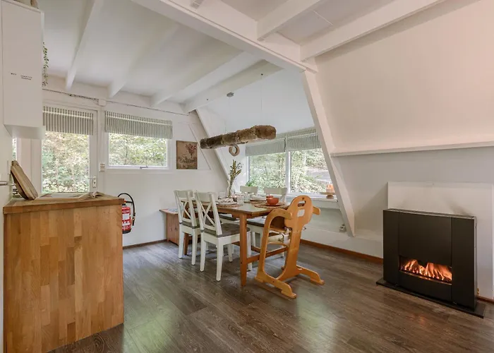 La Petite Ourse - In Het Bos Hébergement de vacances *